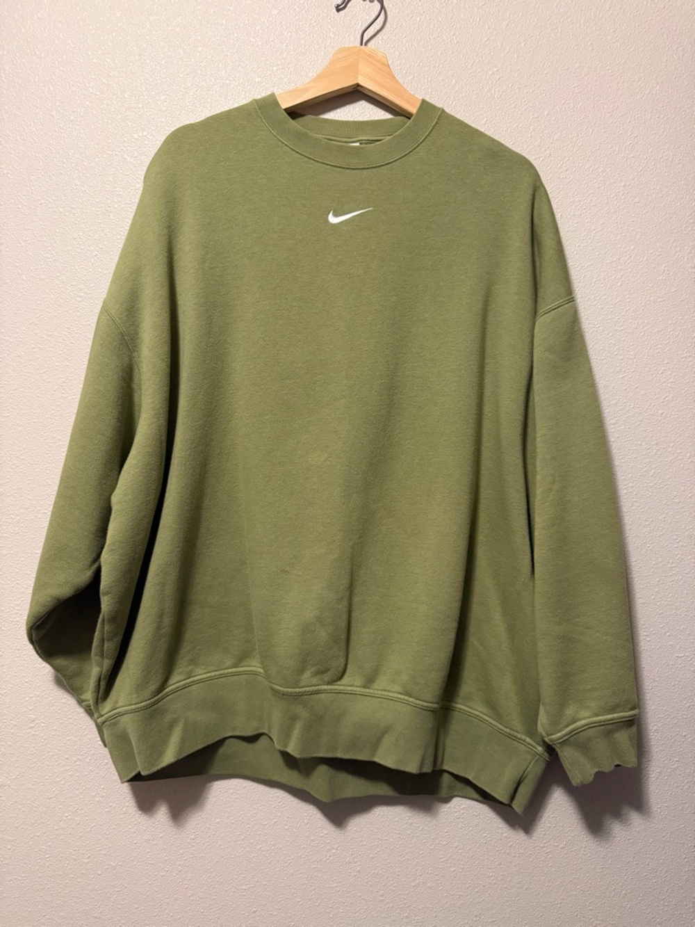 Nike Olive Green Crewneck Sweatshirt with Small Swoosh